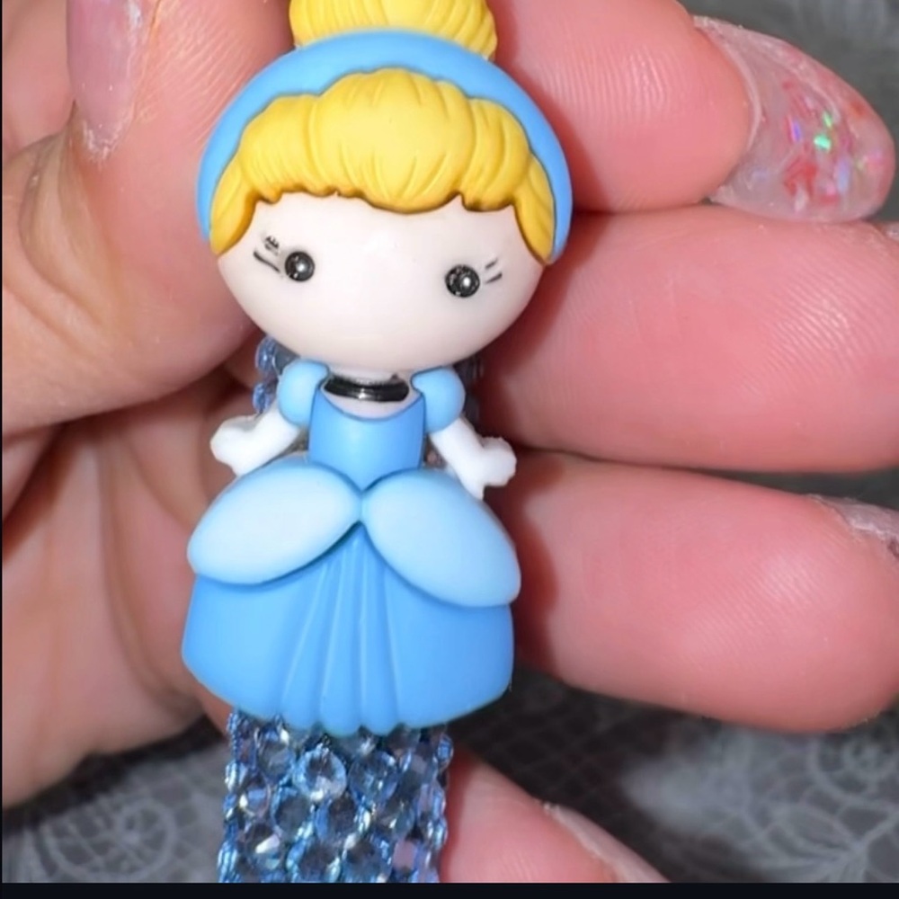 Blue Princess Character Pen - Picture 2 of 2